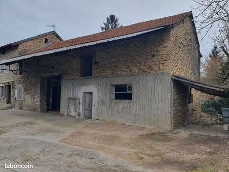 grange 3 pièces 160 m²