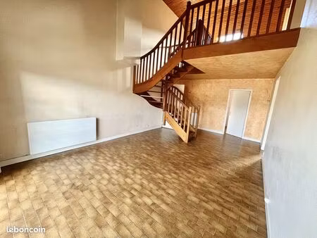 duplex 4 pièces 100 m²