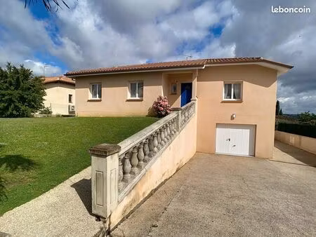 villa 5 pièces 136 m²