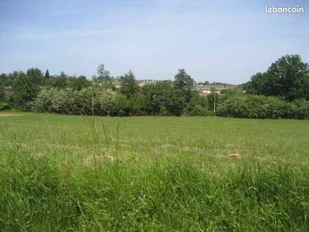 terrains constructibles dans un cadre calme et champêtre- saint hilaire de la noaille