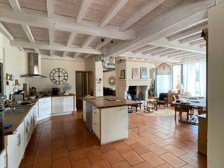 maison 170 m2 - combles aménageables - 2 5 hectares de terrain - proche gimont