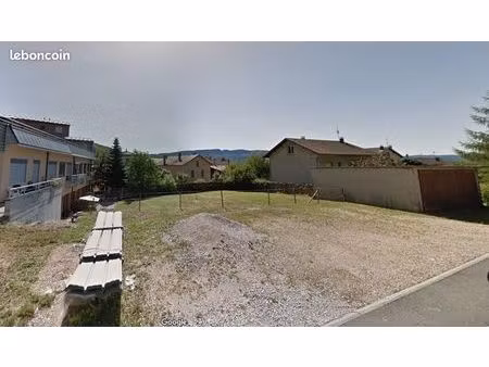 terrain 808 m² saint-lupicin