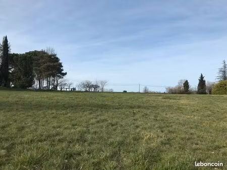 terrain 1 500 m² duras