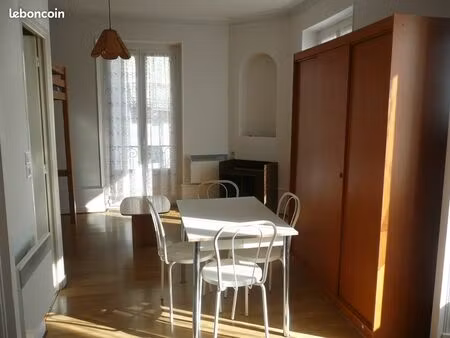 studio meublé sainte-florine loyer 350 disponible en mars