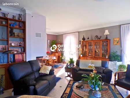 maison en viager 7 pièces 231 m²