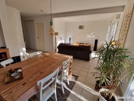 maison 5 p – proche centre – 117 m² – climatisée – garage – aucun travaux