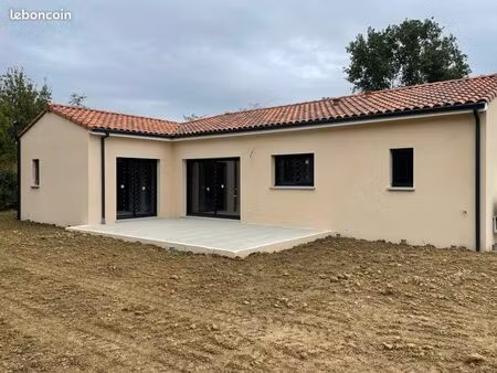 samatan  maison  140 m² sur 1600 m² vallonné