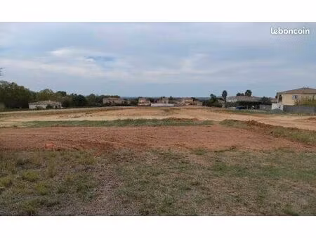 terrain 470 m² alignan du vent