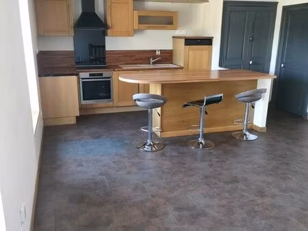 f2bis lumineux calme prox rn60 bus tram