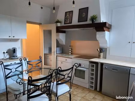 maison 10 pièces 158 m²