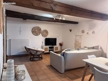 loue maison de ville avec charme