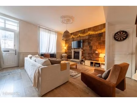 maison de ville 4 pièces 134 m²