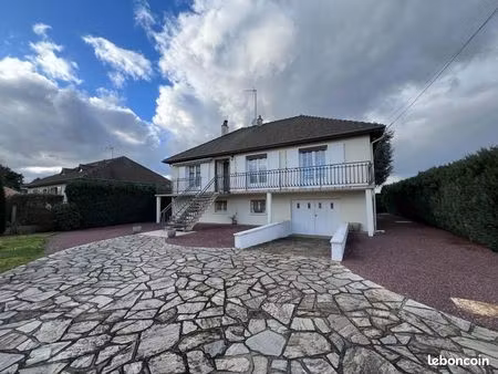maison 5 pièces 111 m²