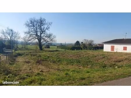 rare grand terrain viabilisé constructible hors lotissement