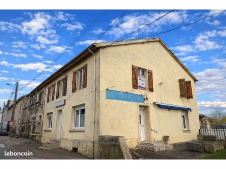 immeuble 210 m² courcelles-sur-nied