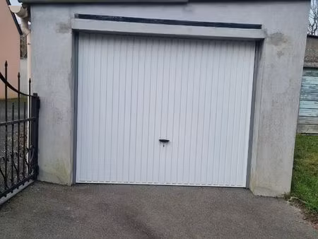 garage 15m2 bourg teillé