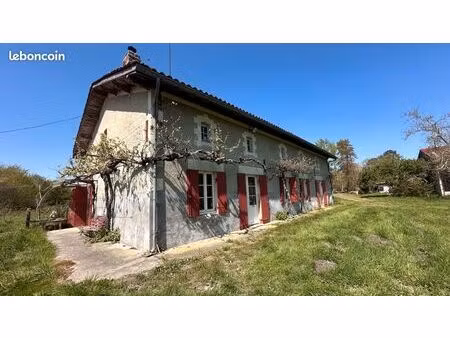 propriété 6 pièces 140 m²