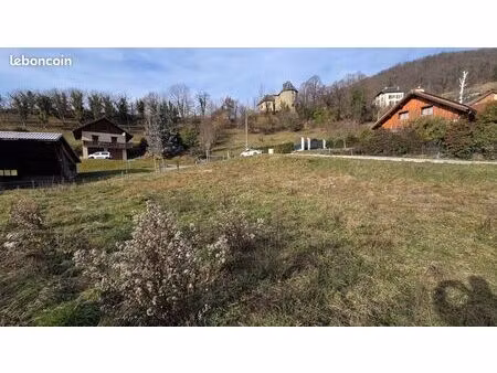terrain 447 m² laval en belledonne