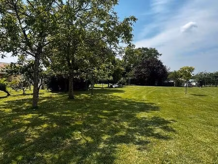 terrain a bâtir a targon