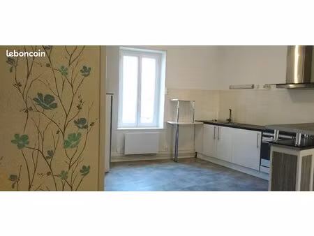 appartement 53m2 à la charité sur loire