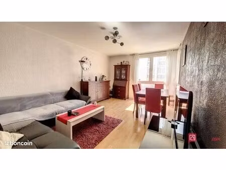 apparemment à louer