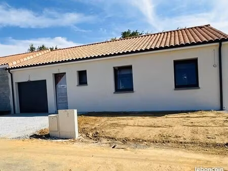 terrain 310 m² la haie fouassiere