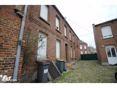 immeuble 290 m² walincourt selvigny