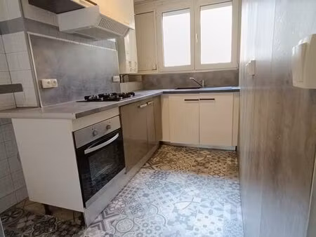 nouveau – appartement f3 57 m² rdc surélevé – 2 chambres – loggia – 2 caves – parking libr