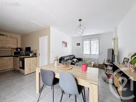 maison 2 pièces 44 m²