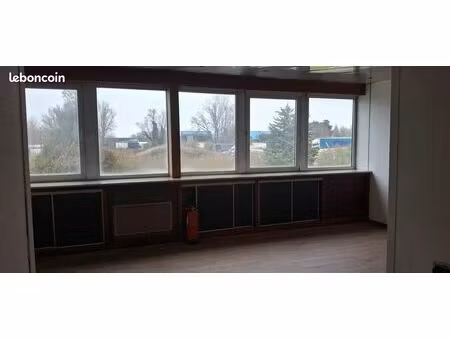 bureau commerciale à louer