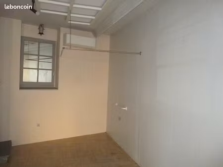 a louer local commercial