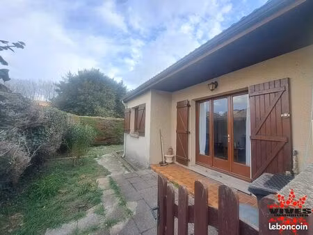 villa 3 pièces 65 m²