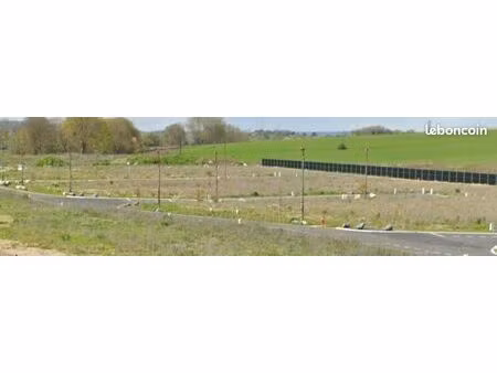 terrain 500 m² courcy