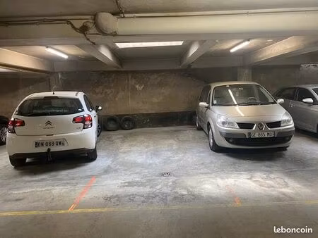 parking couvert angle jeanne d'arc/républiqu nancy