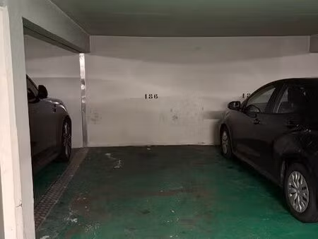 vend pk rue racine nantes