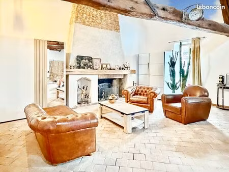 maison 6 pièces 179 m²