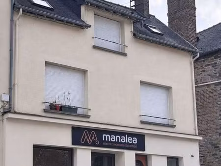 immeuble t3 + local commercial loué