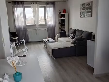 bel appartement f3 rénové