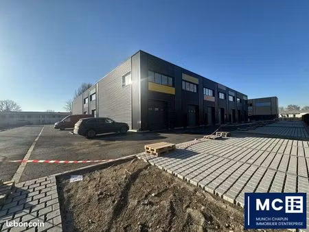 local d'activité 571 m²