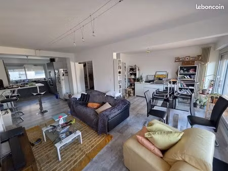 maison 6 pièces 106 m²