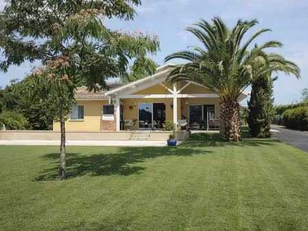 maison individuelle plein pied de 145m2 a pey 40300