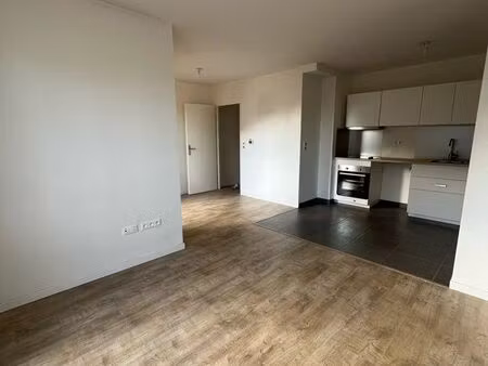 appartement 2 pièces bezannes