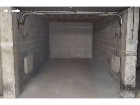 garage à louer
