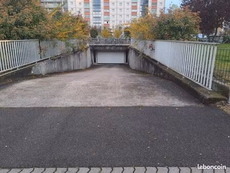 garage/box strasbourg