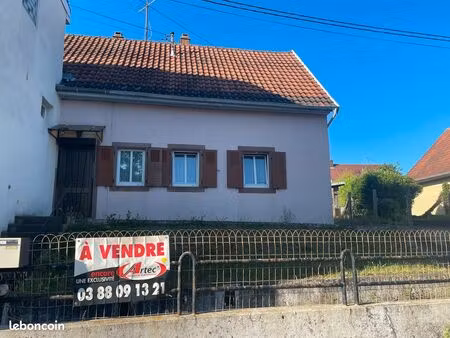 opportunité maison à réinventer sur 16 30 avec deux dépendances prox centre-ville