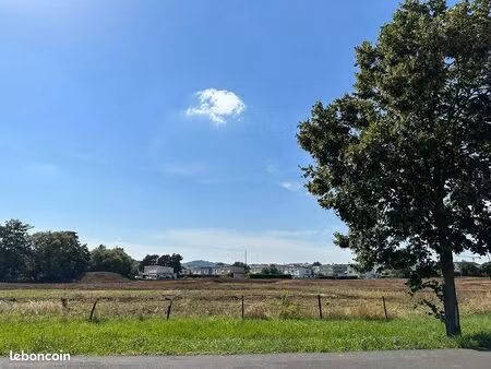 terrain 676 m² florange