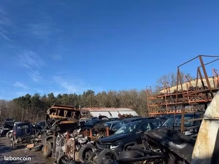 bâtiments industriels et terrain