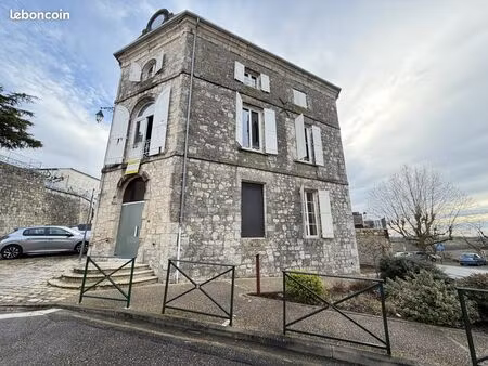 maison 5 pièces 250 m²