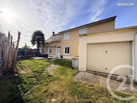 maison 5 pièces 162 m²