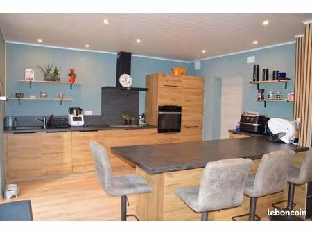 maison 6 pièces 143 m²